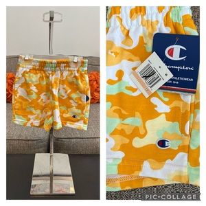 ❣️🆕Champion Capri Orange Abstract Camo Shorts❣️